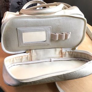 Cream Purse/ Make- Up Bag